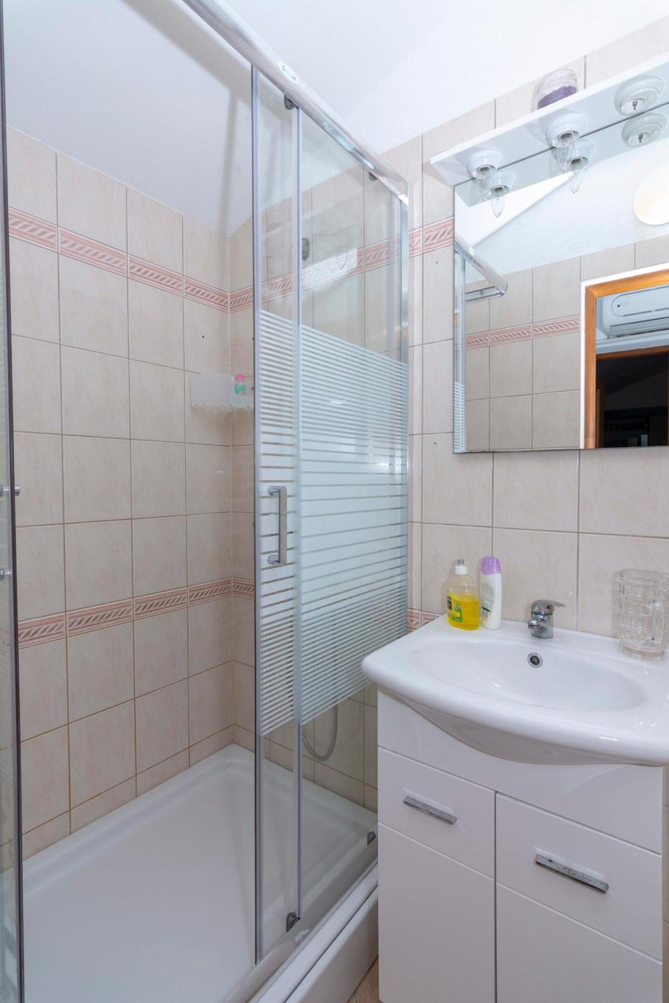 Apartmani Filip Pag Town Buitenkant foto