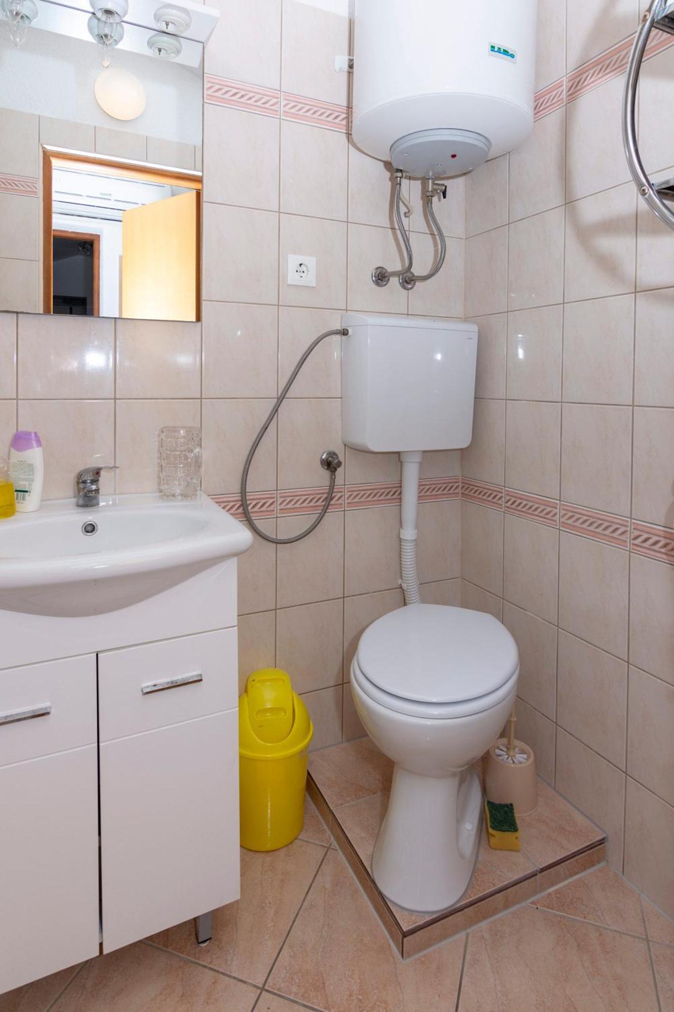 Apartmani Filip Pag Town Buitenkant foto